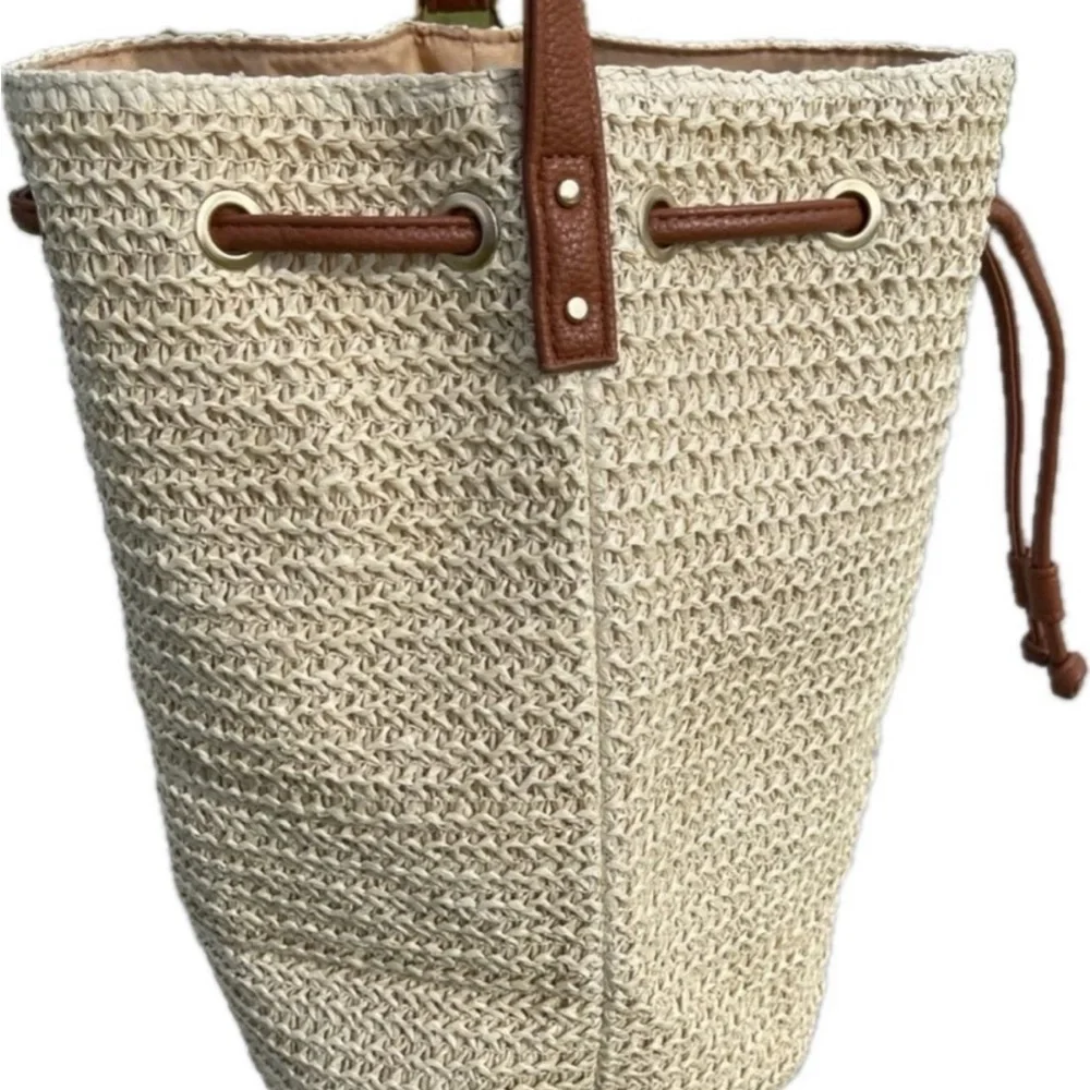 New in packaging Montce Swim Ali Bucket Bag - Picture 8 of 10